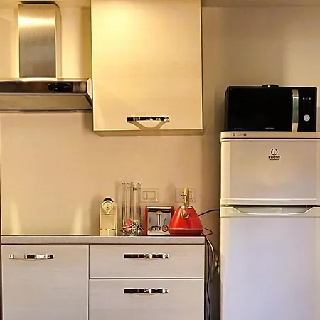 The Gem - Trastevere Cozy Retreat With Pool 罗马